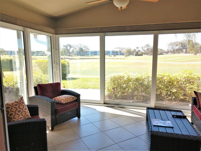 Building Photo - 540 Clubside Cir