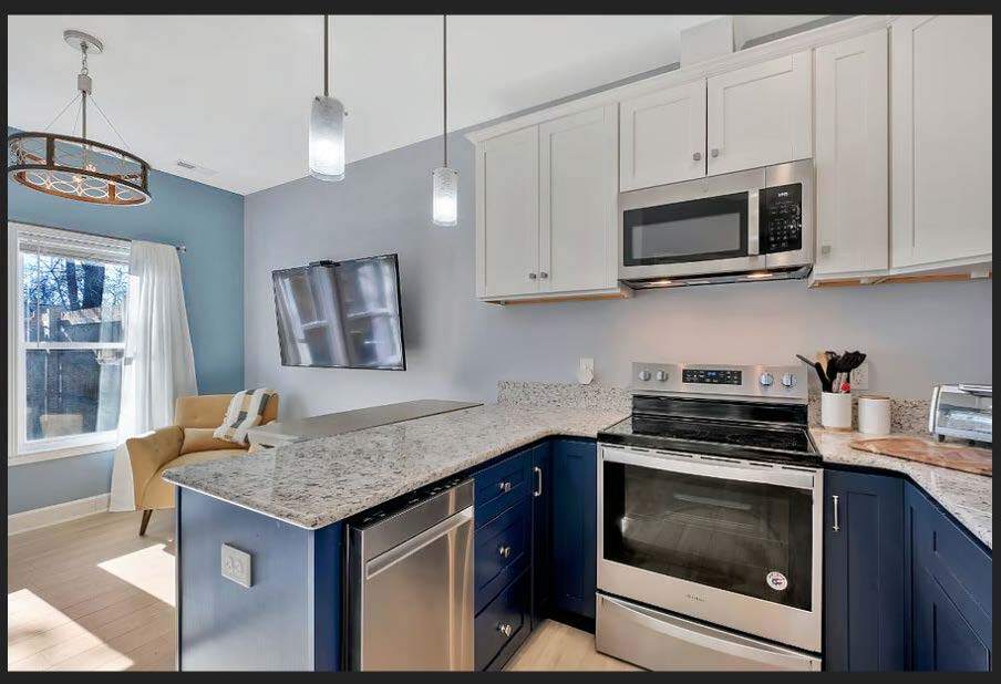 Building Photo - 7449 Harrow Dr