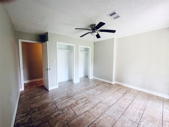 Building Photo - 12211 Wessex Dr