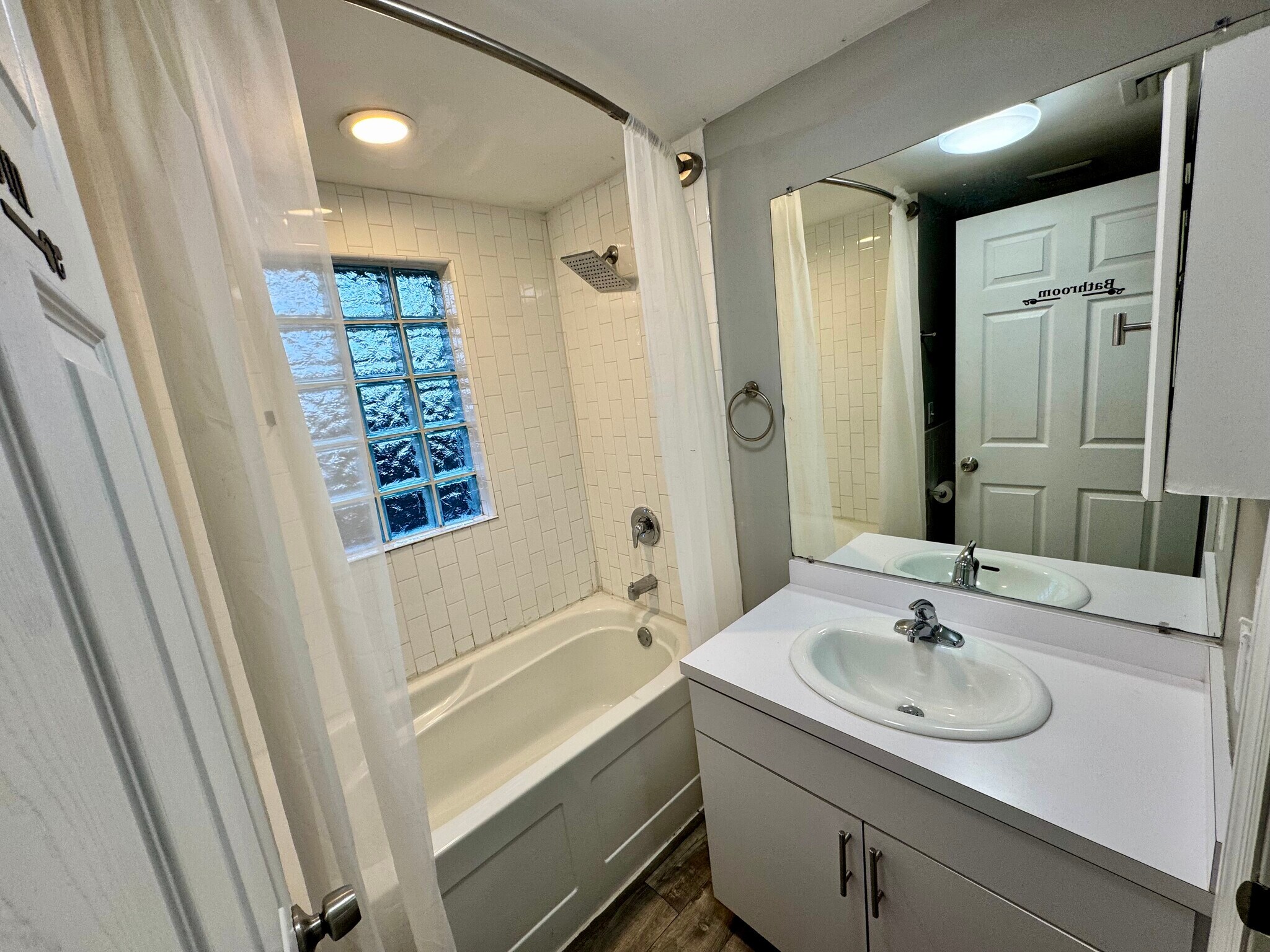 Building Photo - 1415 Diego St