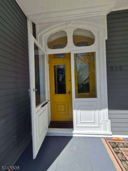 Building Photo - 810 Old York Rd