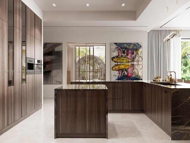 Building Photo - 2305 N Riverside Dr