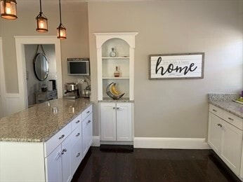 Building Photo - 80 Trafford St