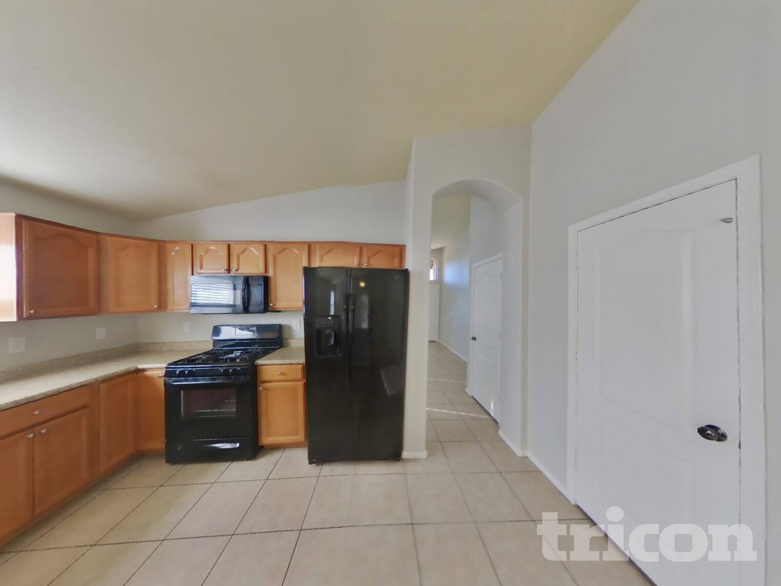 Building Photo - 2111 S 160th Ln