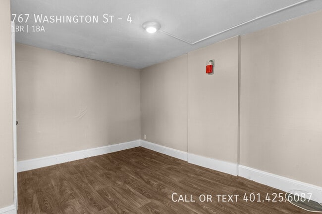 Building Photo - 767 Washington St