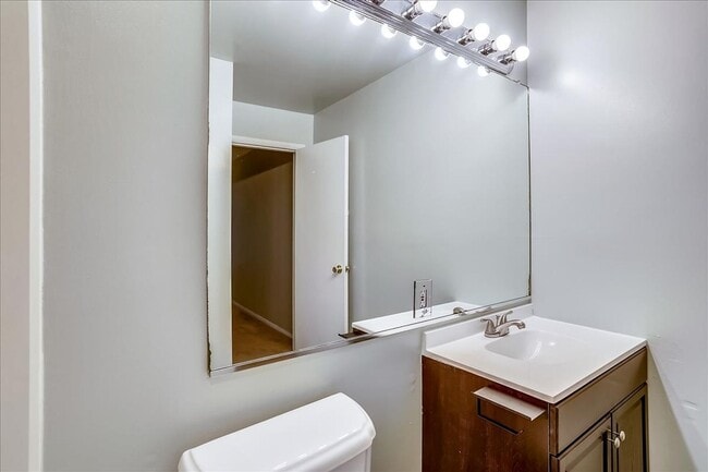 Building Photo - 7915 Coriander Dr