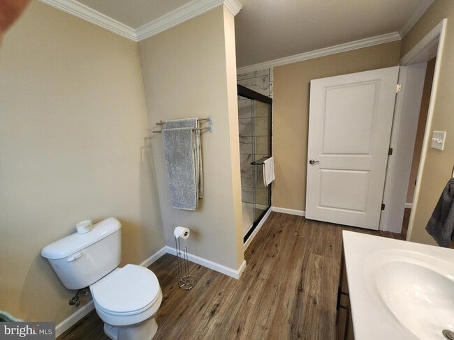 Building Photo - 171 N Almond St