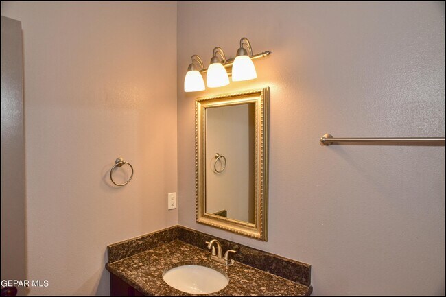 Building Photo - 14373 High Rock Dr