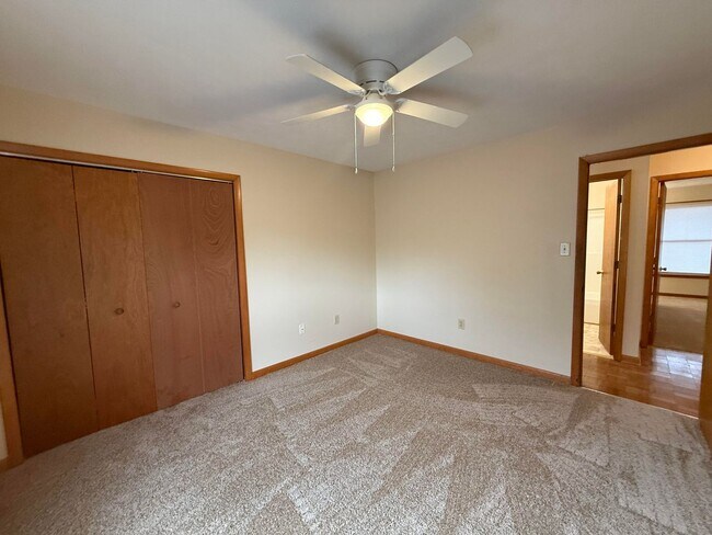 Building Photo - 5671 Archer Rd