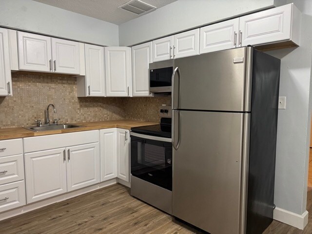 Building Photo - 1108 29th St NW