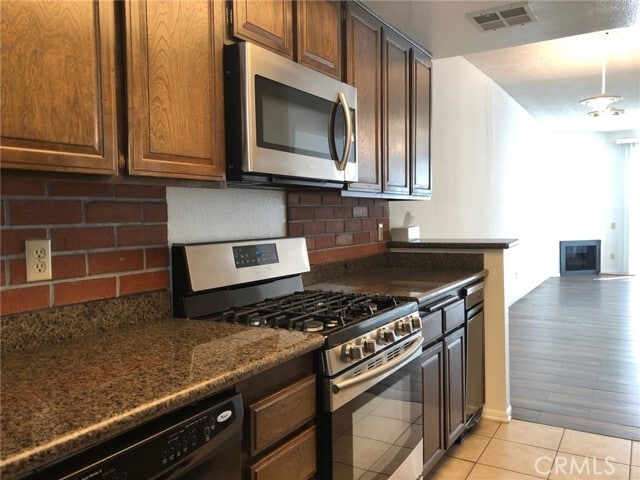 Building Photo - 4242 Stansbury Ave