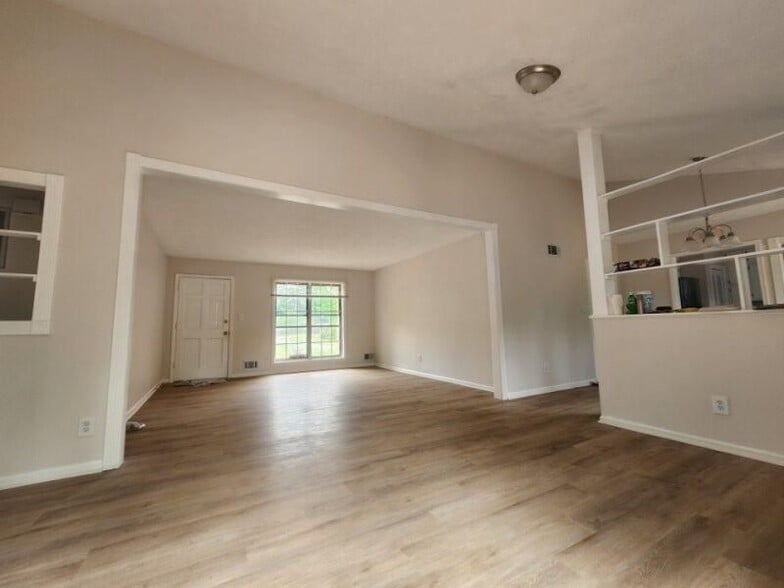 Building Photo - 1453 Allison Ct NW