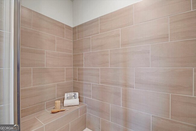 Building Photo - 2030 Main St NW