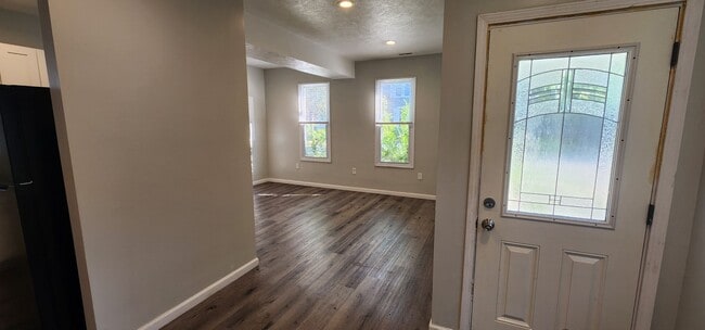 Building Photo - Renovated single-family home