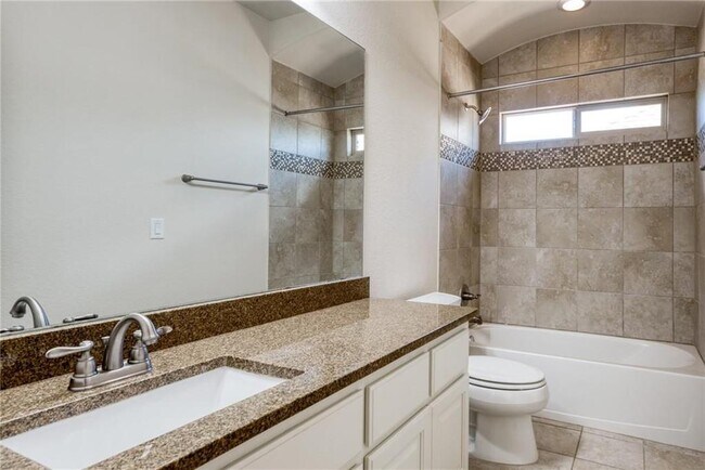 Building Photo - 14204 Tyburn Trail