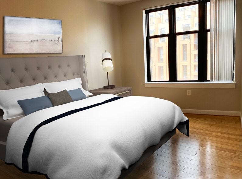 Primary Bedroom - 400 Massachusetts Ave NW