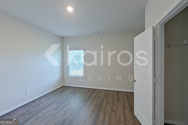 Building Photo - 3494 Bridgewood Dr