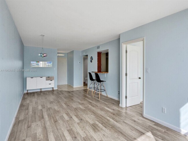 Building Photo - 2001 Atlantic Shores Blvd