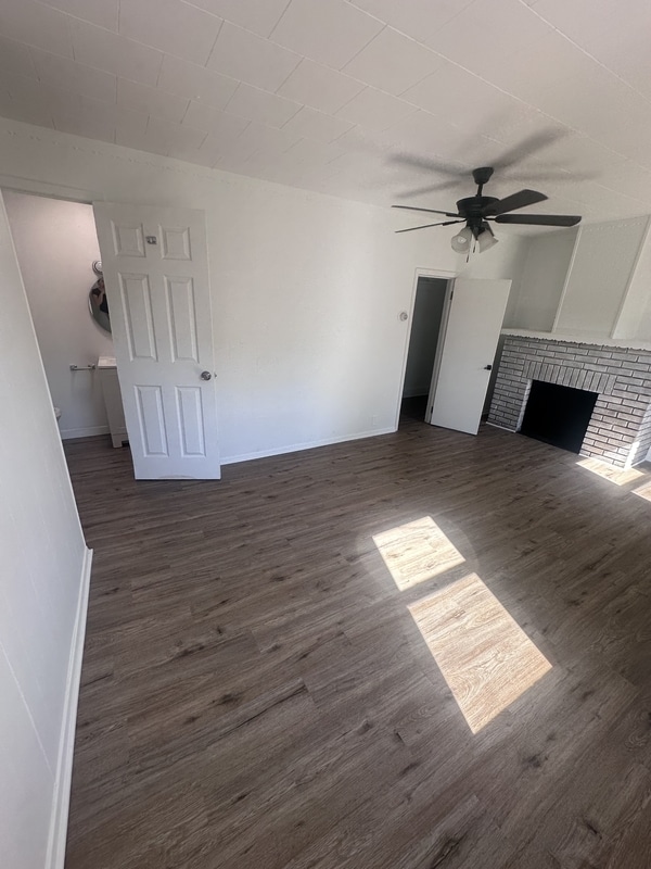 Building Photo - 1351 W 83rd St
