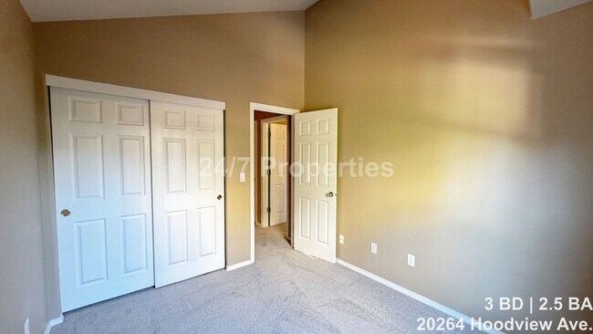Building Photo - 20264 Hoodview Ave