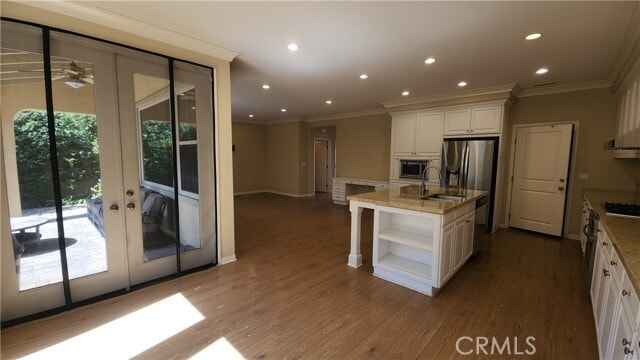 Building Photo - 32 Loquat