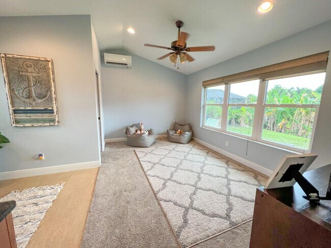 Building Photo - 1260 SW 25th Ln