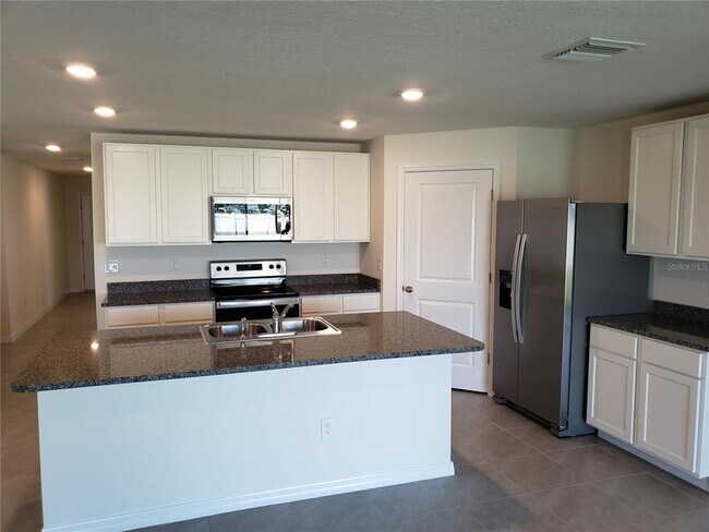 Building Photo - 12207 Kingsley Trl