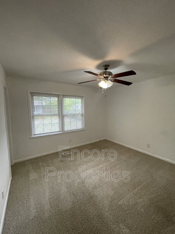 Building Photo - 2603 Dumbarton Rd