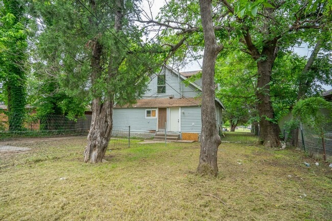 Building Photo - 112 N Delaware Pl
