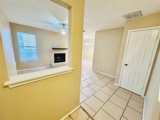 Building Photo - 8814 Schick Rd