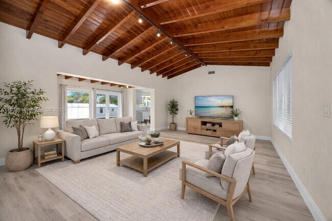 Building Photo - 6110 SW 79th St