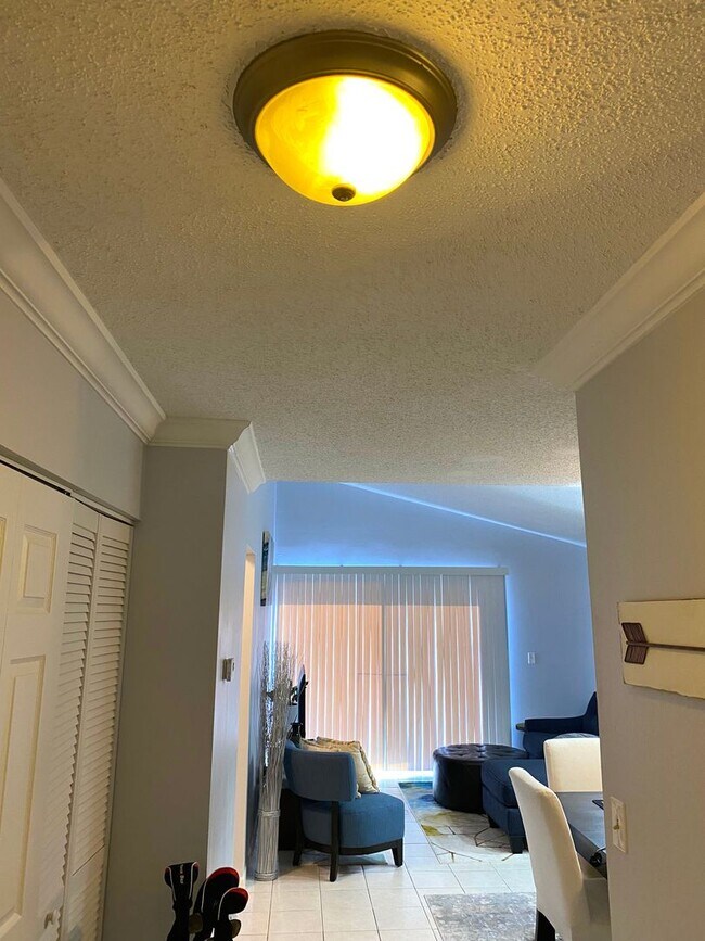 Building Photo - Romantic 1BR/1BA Top-Floor Condo with Garden Tub & Scenic Balcony Views – Dockside Orlando