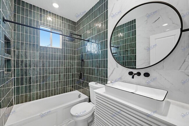 Building Photo - 2560 Eden Crk Dr