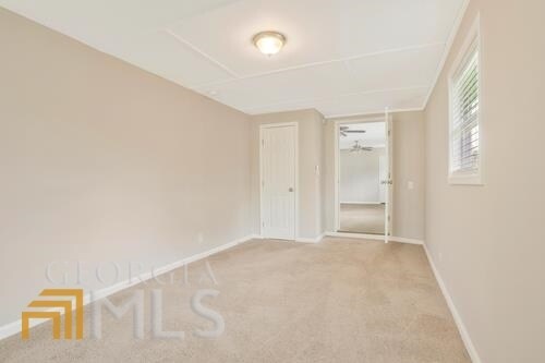 Building Photo - 1758 Poinsettia Dr