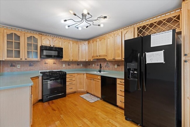 Building Photo - 95 Tattersall Dr