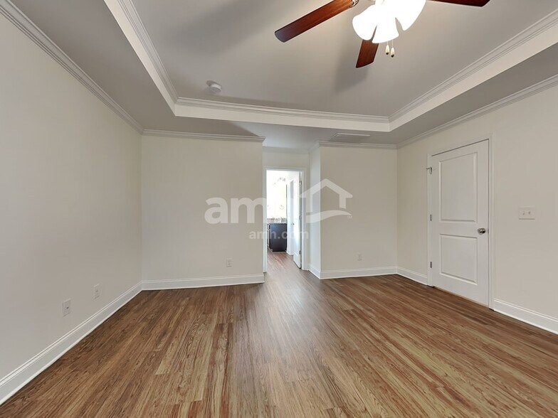 Building Photo - 194 Pullen Dr