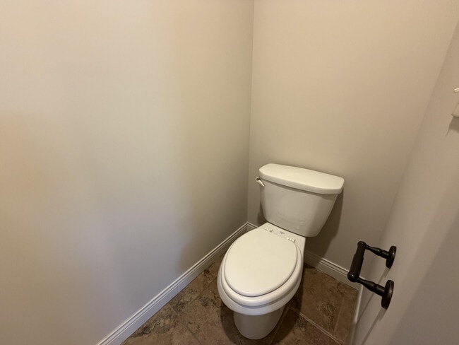 Building Photo - 2007 Cecil St