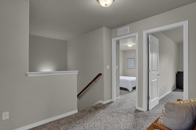 Building Photo - 5332 Pabst Dr