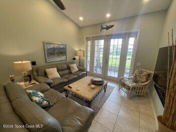 Building Photo - 250 St Lucie Ln