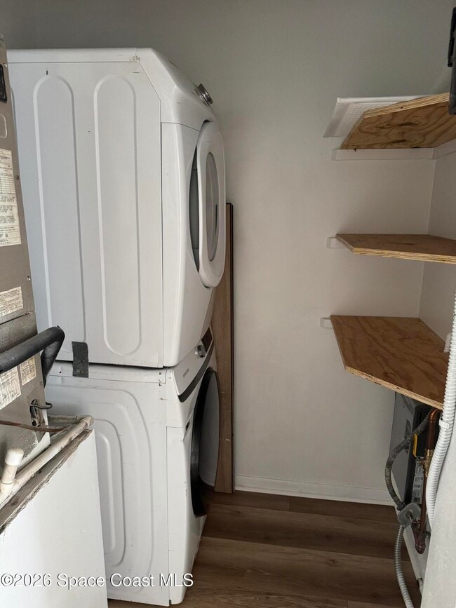 Building Photo - 421 Mercury Ave SE