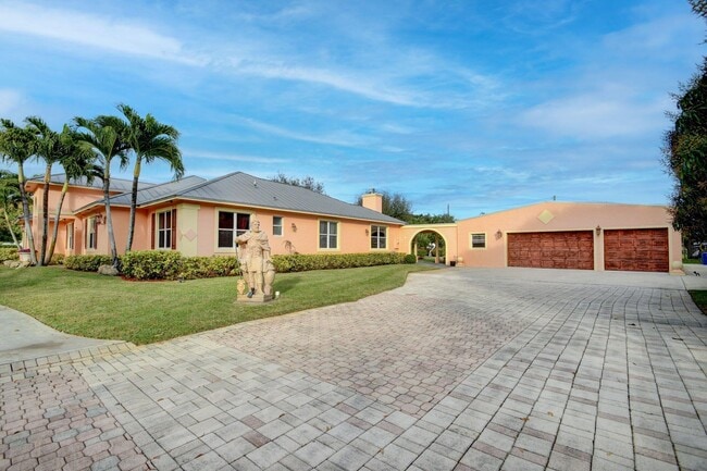 Building Photo - 5470 Colbright Rd