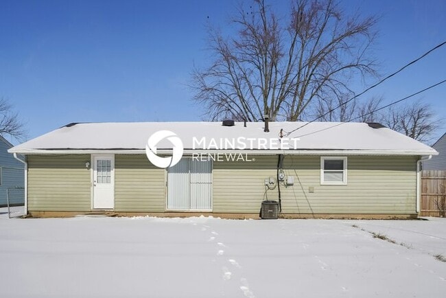 Building Photo - 3 Bedroom Pet-Friendly Home in COLUMBUS, O...