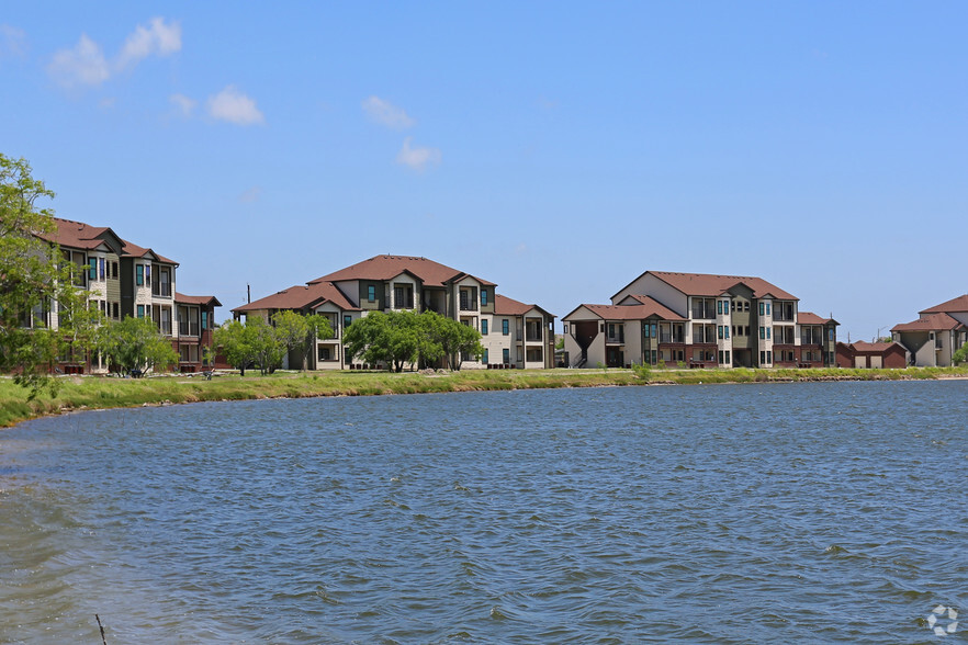 Primary Photo - Southlake Ranch Apartment Homes