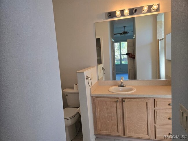 Building Photo - 2846 N Kittery Point