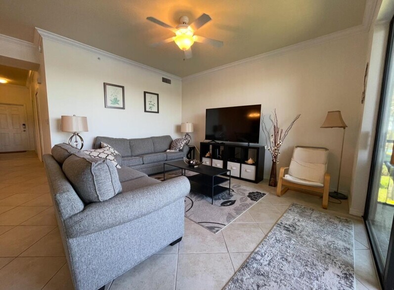 Building Photo - 7015 River Hammock Dr