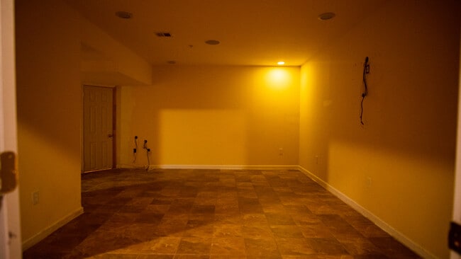 Building Photo - 4302 Stablemere Ct
