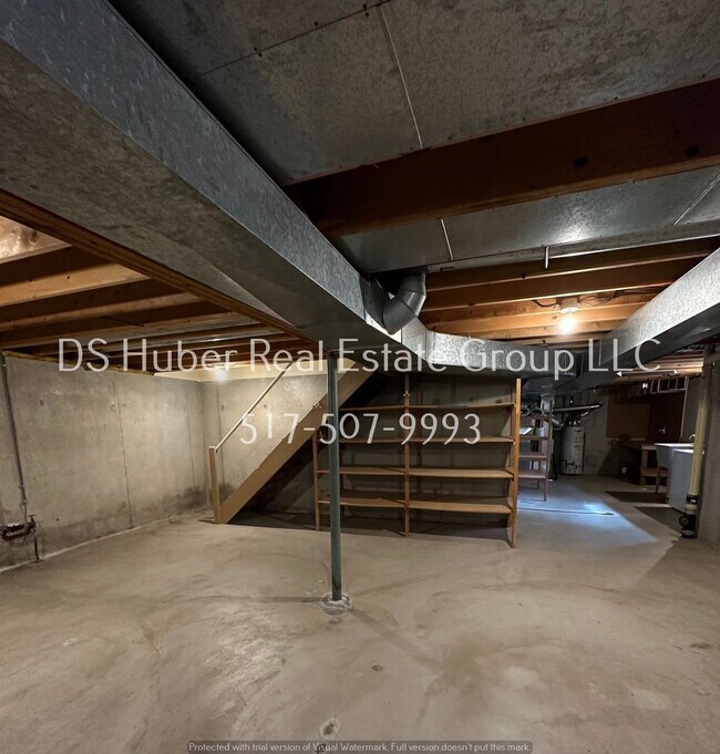 Building Photo - 3501 Sandhurst Dr
