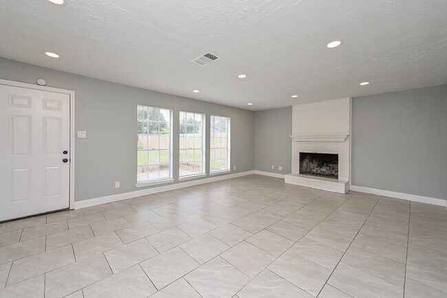 Building Photo - 22103 Joshua Kendall Ln