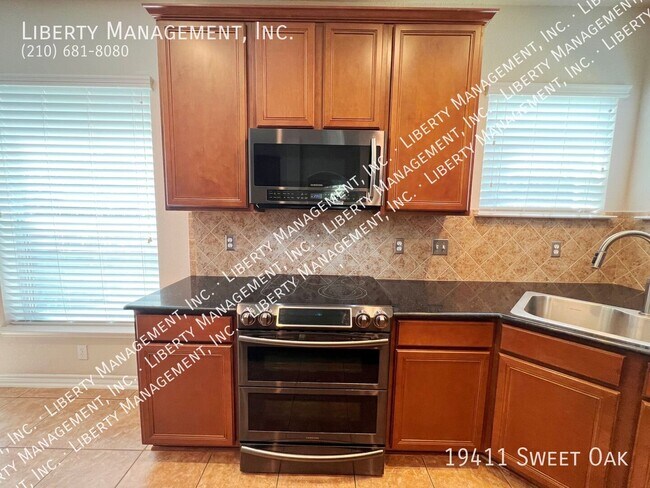 Building Photo - 19411 Sweet Oak