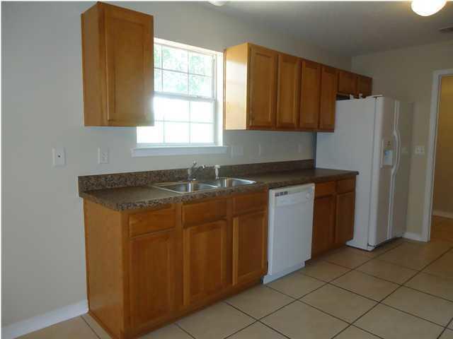 Building Photo - 2877 Aplin Rd